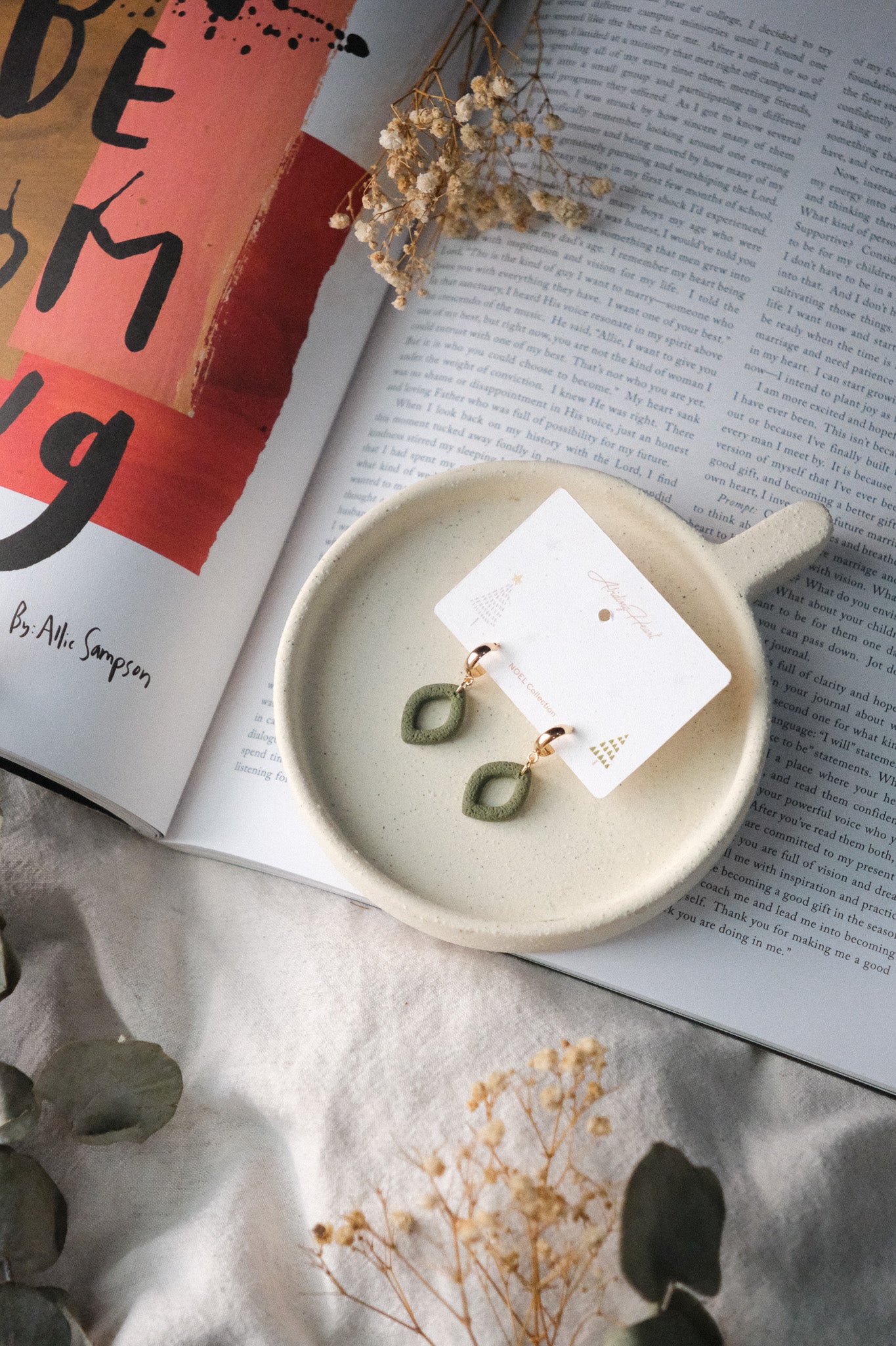 AURELIA Avocado Dark Green