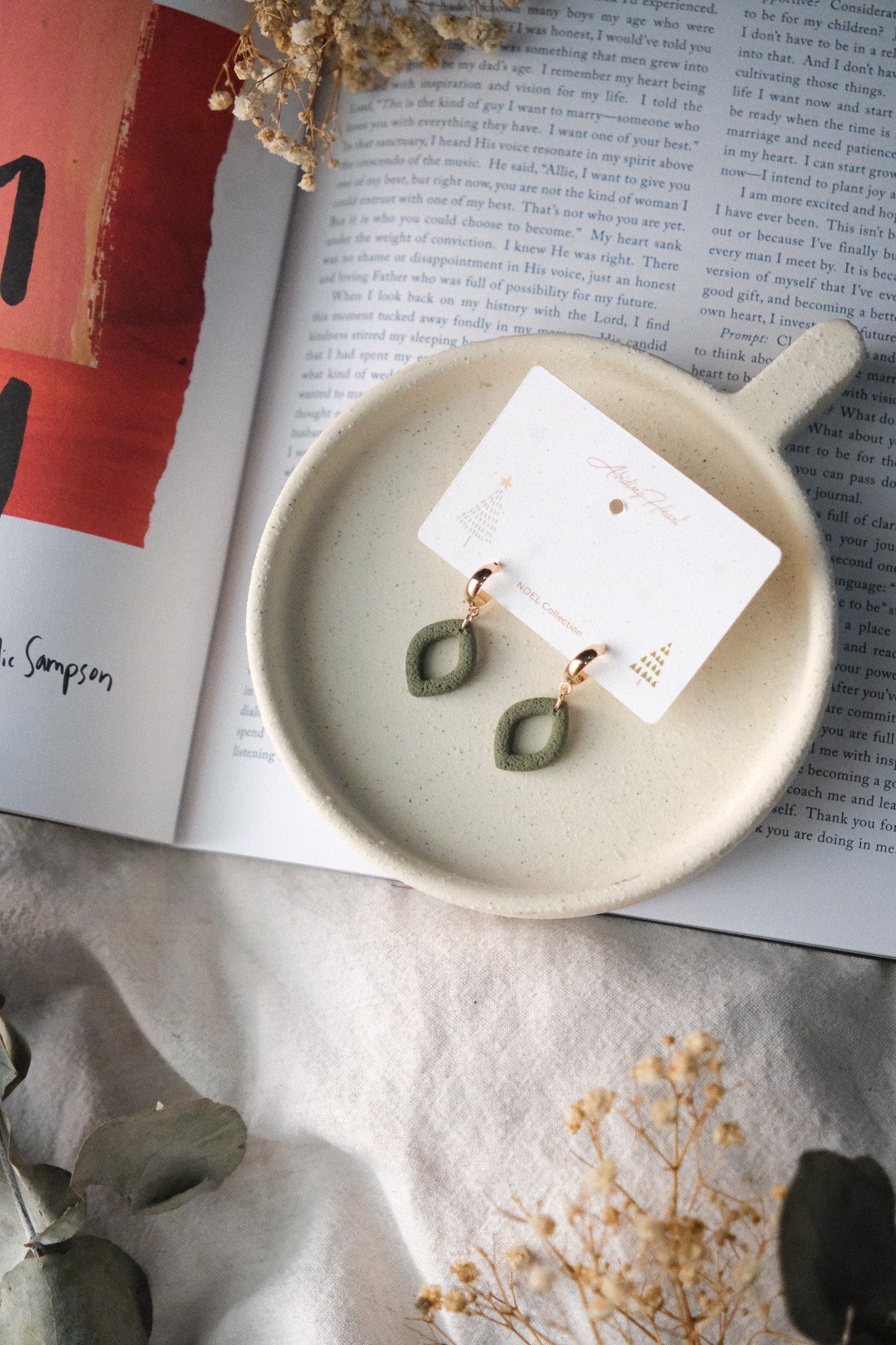 AURELIA Avocado Dark Green